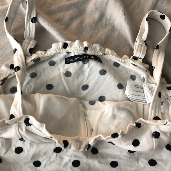 Abercrombie crop top - Picture 2 of 3